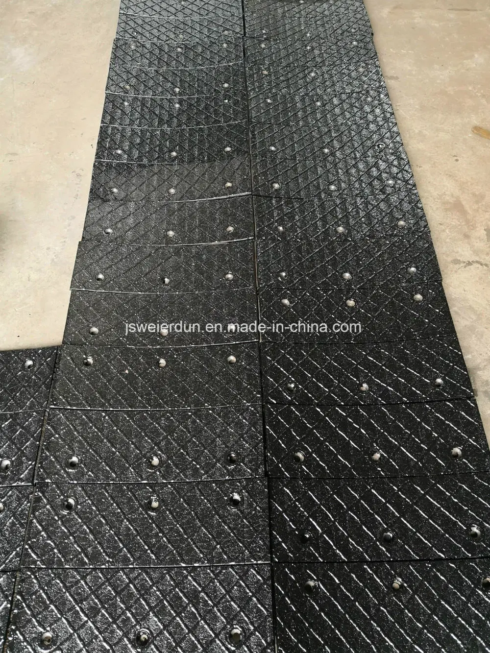 Cco Alloy Steel 6+6 8+8 Wear Steel Plate for Mining